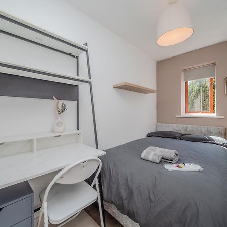 Отель Harmonynest Parkview Elegance Лондон Экстерьер фото
